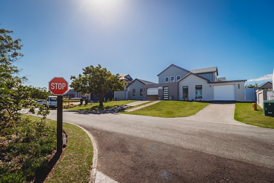 3 Bedroom Property for Sale in Kraaibosch Country Estate Western Cape